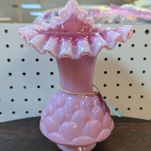 Elegant Pink Ruffled Vase